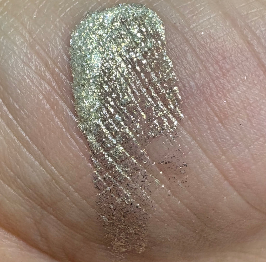 Stellar Spark - Shimmer Eyeshadow | Shade: Diamond Daze