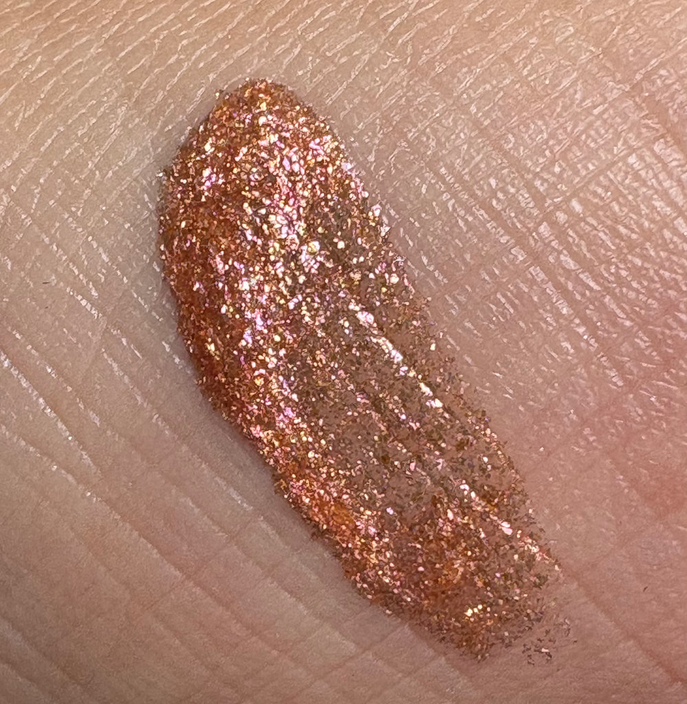 Stellar Spark – Shimmer Eyeshadow | Shade: Cosmic Love